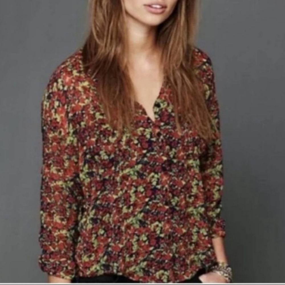 FREE PEOPLE | Navy and maroon floral long sleeve blouse | XS